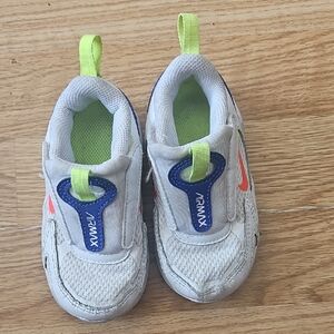 Nike White and Blue Sneakers Lightweight Slip-On